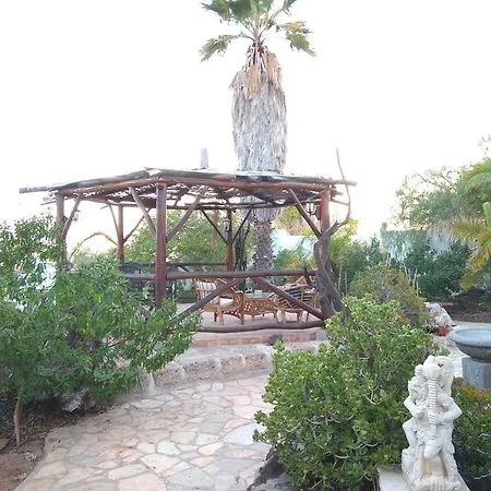 Gasthuis El Cerro De La Luna